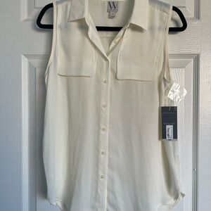 Worthington SZ SM sleeveless collared cream blouse. New with tag & spare button